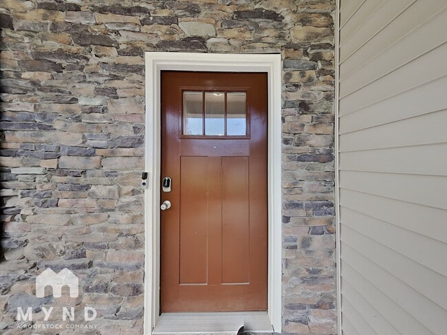 7377 Birchshire Dr in Raleigh, NC - Building Photo - Building Photo
