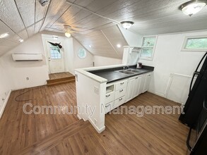 18819 Greenwell Springs Rd in Central, LA - Building Photo - Building Photo