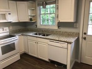 126 Rusk St in Woodstock, GA - Building Photo - Building Photo