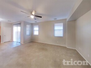 21368 E North Loop in Queen Creek, AZ - Foto de edificio - Building Photo