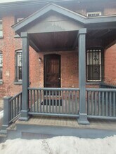 166 Park St in Buffalo, NY - Building Photo - Building Photo