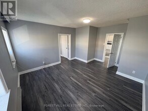 739 The Queensway in Toronto, ON - Building Photo - Building Photo