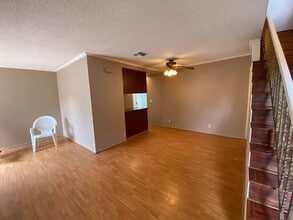 20240 E Arrow Hwy in Covina, CA - Foto de edificio - Building Photo