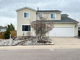 7402 Eagle Rock Dr in Littleton, CO - Building Photo