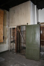 5 N Howard St in Baltimore, MD - Building Photo - Building Photo