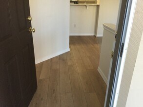 12888 Ironstone Way, Unit 102 in Parker, CO - Foto de edificio - Building Photo