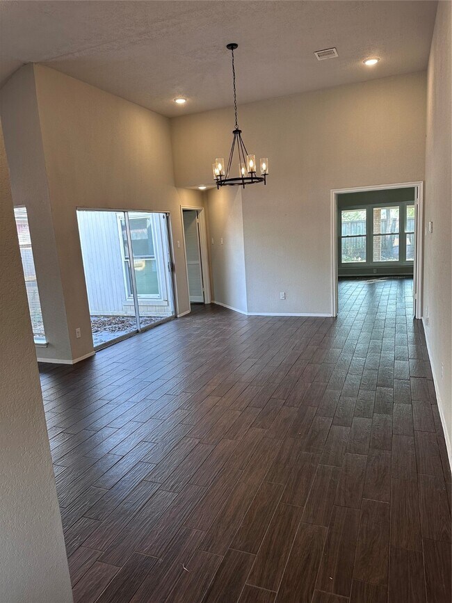 property at 4430 Leyland Dr