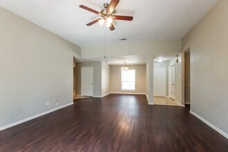 28807 Binefield St in Spring, TX - Building Photo - Building Photo