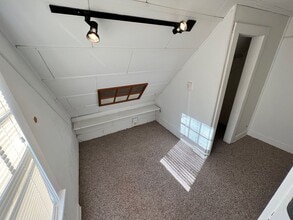 823 N 8th St in Manhattan, KS - Building Photo - Building Photo