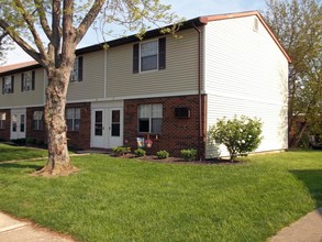 Twin Oaks Apartments in Circleville, OH - Building Photo - Building Photo