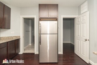 2968 N Ridgeway Ave, Unit 07A in Chicago, IL - Building Photo - Building Photo