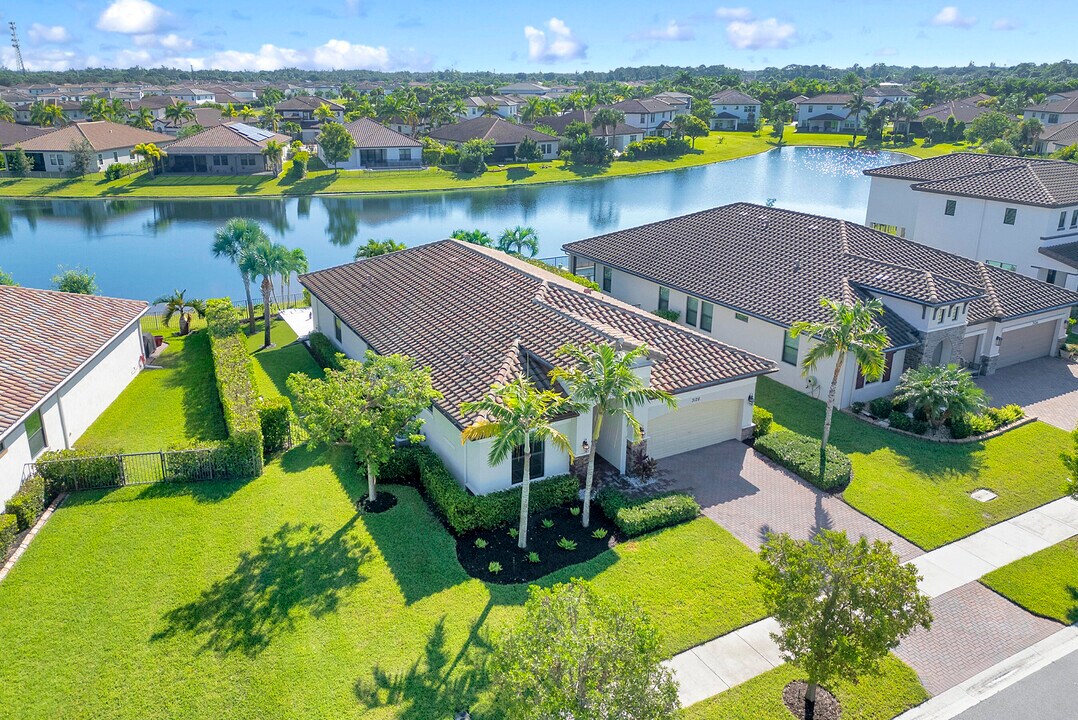 3128 Streng Ln in Royal Palm Beach, FL - Building Photo