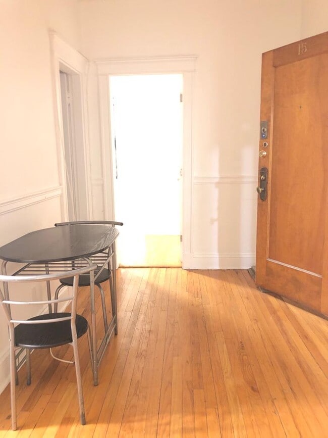 69 Quint Ave, Unit 15 in Boston, MA - Building Photo - Building Photo