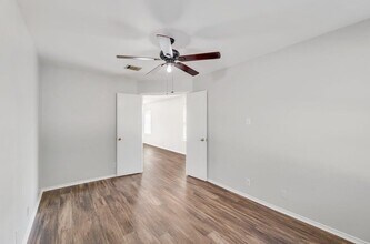 207 Lombard Dr in Leander, TX - Building Photo - Building Photo