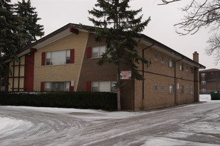 8133-8139 Ogden Ave Apartments