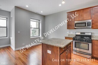 3205 W Division St in Chicago, IL - Building Photo - Building Photo