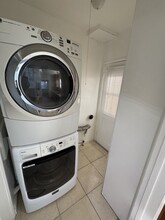 500 Venice Way, Unit 1 in Inglewood, CA - Foto de edificio - Building Photo