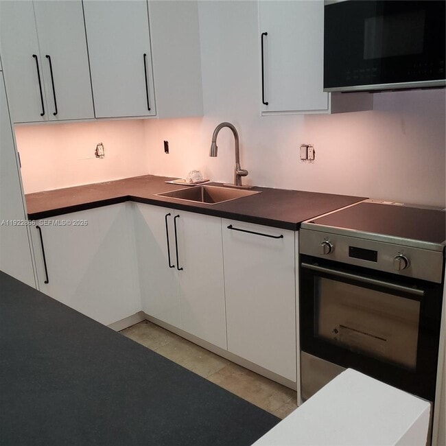 9978 N Belfort Cir in Tamarac, FL - Building Photo - Building Photo