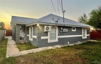 14 Redwood Rd in Rio Grande City, TX - Building Photo - Building Photo