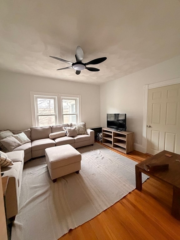 175 Everett St in Boston, MA - Building Photo - Building Photo