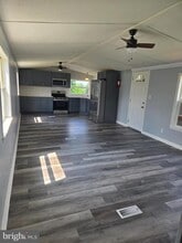 12 Walnut Ct in Fleetwood, PA - Building Photo - Building Photo