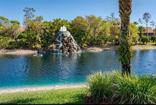 6750 Beach Resort Dr in Naples, FL - Building Photo