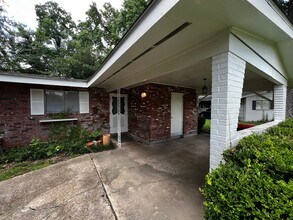 406 Normandy Rd in Lafayette, LA - Building Photo - Building Photo