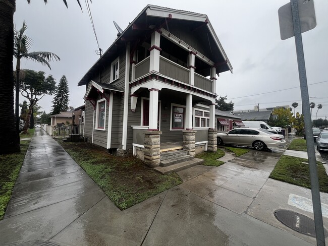 201 E Eagle St in Long Beach, CA - Building Photo - Building Photo