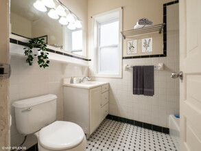 4022 N Paulina St in Chicago, IL - Building Photo - Building Photo