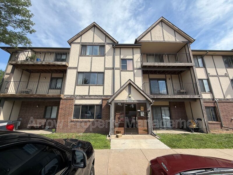 2354 N 44th St in Lincoln, NE - Building Photo