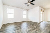 819 Silvercreek Ct photo'