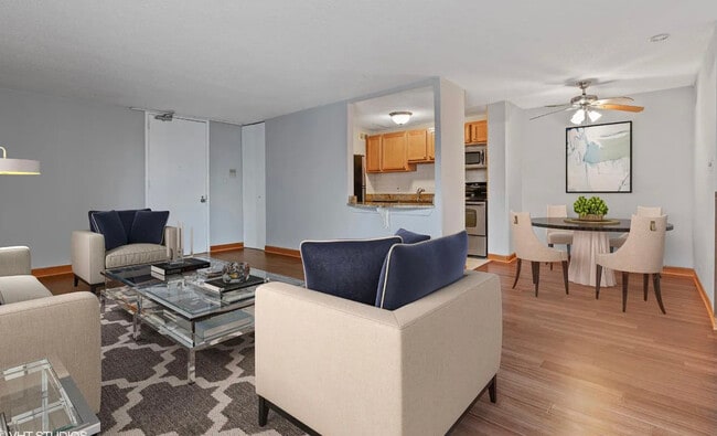 1339 N Dearborn St in Chicago, IL - Building Photo - Building Photo