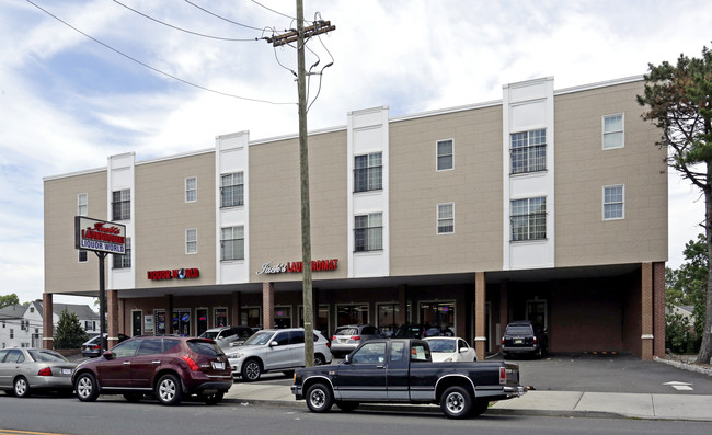 433-443 Rahway Ave in Elizabeth, NJ - Foto de edificio - Building Photo