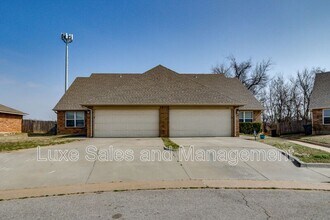 1736 W Palm Pl in Oklahoma City, OK - Building Photo - Building Photo