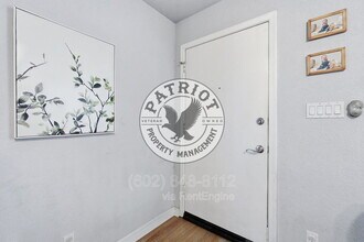 307 W Wickieup Ln in Phoenix, AZ - Building Photo - Building Photo