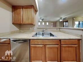 2401 E Rio Salado Pkwy in Tempe, AZ - Building Photo - Building Photo