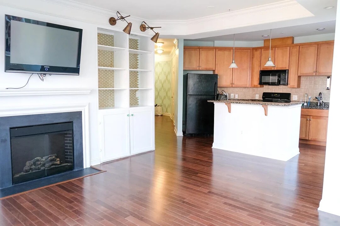 1451 Belmont St NW, Unit 201 in Washington, DC - Building Photo