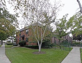 121-16-121-46 Farmers Blvd in Jamaica, NY - Building Photo