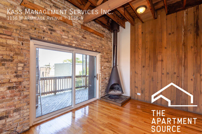 1130 W Armitage Ave, Unit 4 in Chicago, IL - Building Photo - Building Photo