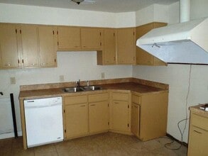 4090 Meadow Dr in Memphis, TN - Building Photo - Building Photo