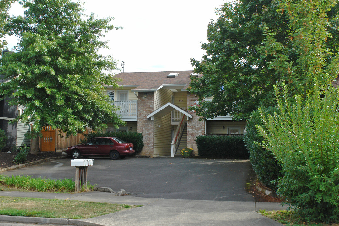 1914 NE 46th Ave in Portland, OR - Building Photo