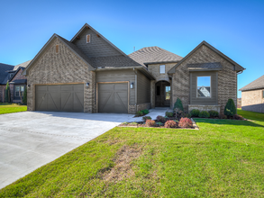 2201 Josslyn Pl in Edmond, OK - Building Photo - Building Photo