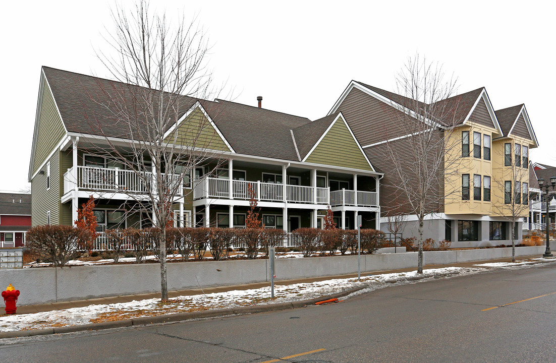 St. Albans Park in St. Paul, MN - Foto de edificio