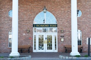 2 Richmond Rd in West Milford, NJ - Building Photo