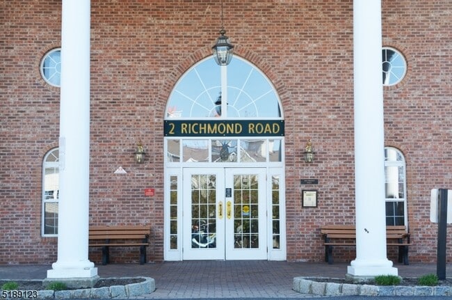 property at 2 Richmond Rd