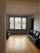 4244 N Milwaukee Ave, Unit #1 in Chicago, IL - Building Photo - Building Photo