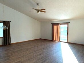 364 Cottonwood Ln in Saline, MI - Building Photo - Building Photo