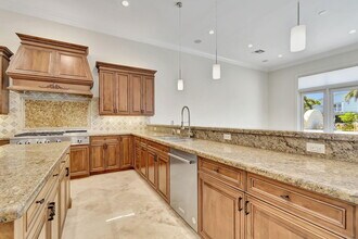 953 Banyan Dr in Delray Beach, FL - Building Photo - Building Photo