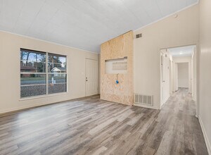 3007 Hollywood St in Texarkana, TX - Foto de edificio - Building Photo