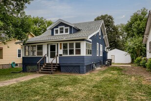 4938 Erskine St in Omaha, NE - Building Photo